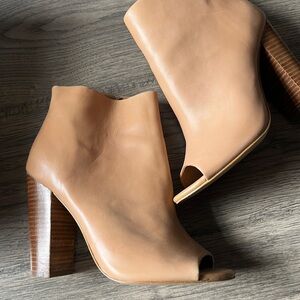 Aldo peep toe booties. Sz 8. Worn 2x!